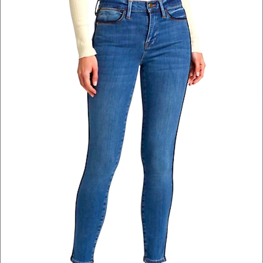 Beautiful piped jeans by Frame.